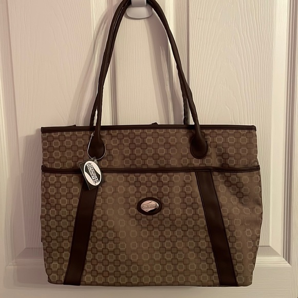 American tourister beige travel tote with compartments & pockets - Picture 1 of 5